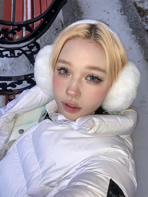 【年抛】款式名字：朋克芭比 hushlens  |  中直径14.2 着色13.3 | 【同品牌多副美瞳更划算，选款色板在详情页内】 商品图1