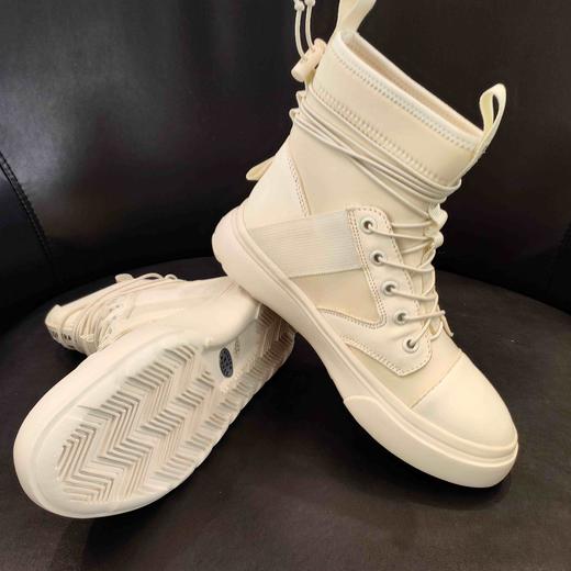 lfgj AF602弹力布时尚短靴（轻微泛黄） 商品图3