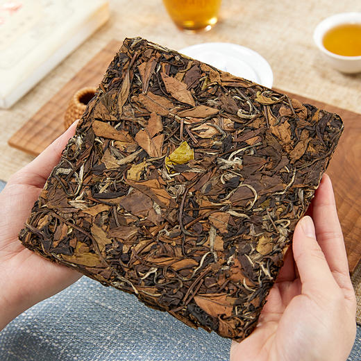得雨芽丨柴头山 典藏砖 寿眉 福鼎白茶 方砖 2016年 200g  商品图1