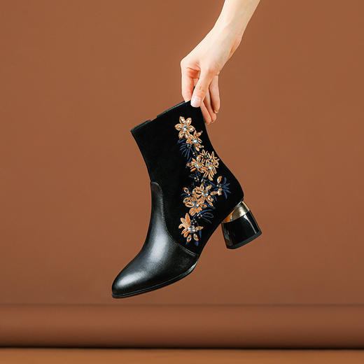 民族风加绒单靴尖头粗跟花朵拼色马丁短靴绣花靴OLD-9036aa 商品图5
