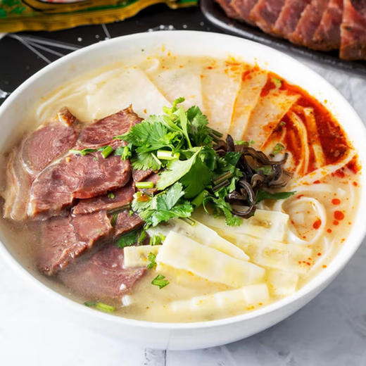 百家阿宽袋装红油干拌面皮（酸辣）【105g】 商品图1