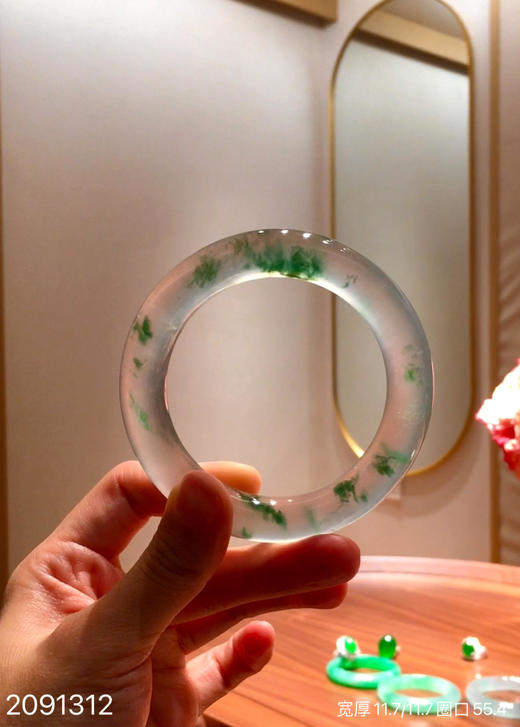 玻璃飘翠手镯【2091312】具体价格微信咨询 商品图1