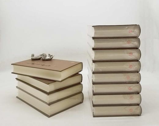 《清诗话全编 乾隆朝》，精装，全12册，张寅彭主编，上海古籍出版社2020年一版一印，定价1980，售价930元。品相95成。 商品图3