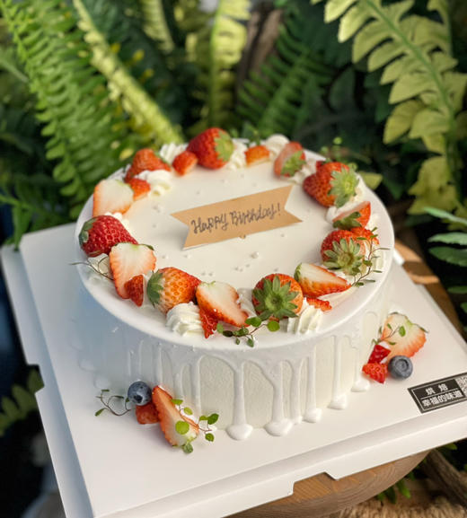 特价：超值草莓蛋糕。8寸福利款，6厘米高 商品图3