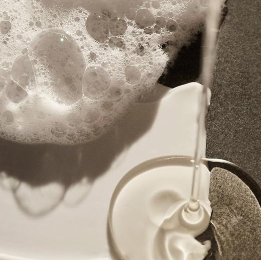 JURLIQUE茱莉蔻玫瑰柔肤沐浴露/身体乳300ml 礼盒装 滋润保湿留香冬季 商品图3