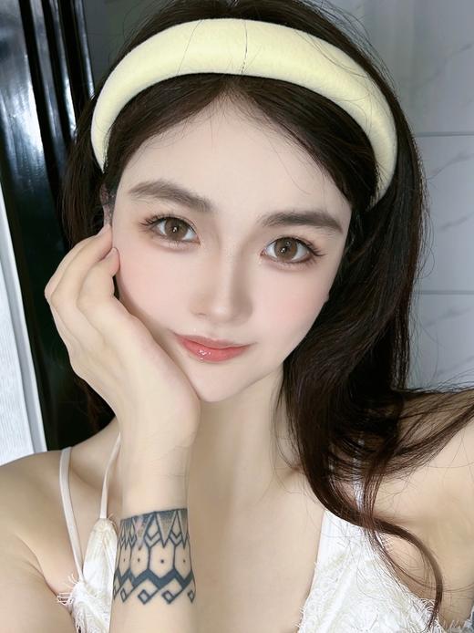 【年抛】款式名字：软软棕 hushlens  |  中直径14.2 着色13.4 | 【同品牌多副美瞳更划算，选款色板在详情页内】 商品图11