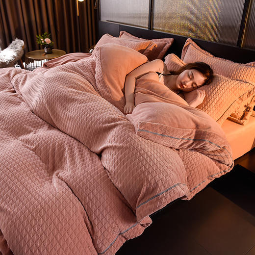 【御寒好物】220g华夫格加厚牛奶绒四件套 1.5/1.8米床笠床单套件 商品图1