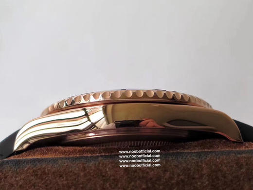 『42毫米版本』clean蓝铌游丝3135机芯版本金游艇——116655腕表震撼登场。是还原了正品独特玫瑰金色调的版本，采用与原装同样的真空负离子电镀工艺，确保和正品一致的抗腐蚀耐划痕效果 商品图6