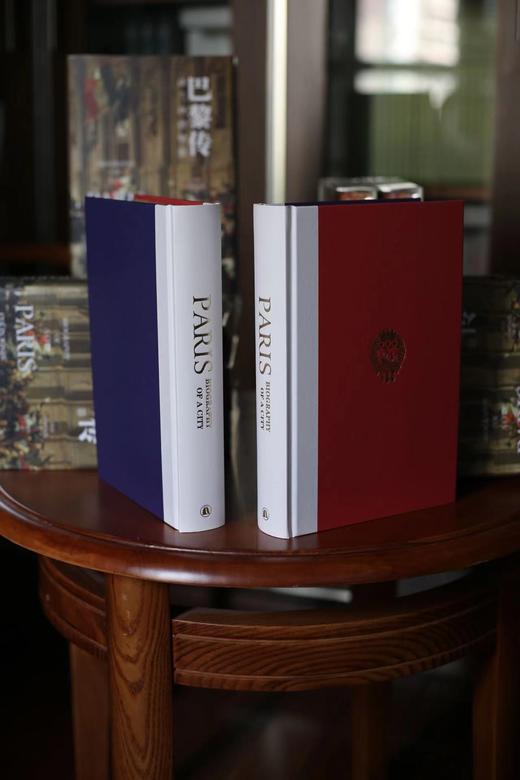 雕刻本：《巴黎传：法兰西的缩影》，精装，英 科林.琼斯著，方尖碑出品，译林出版社2021年版，定价128，售价128元。 商品图11