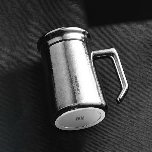 飞剑云动/420ML真空保温杯办公杯带手柄高档双层钛泡茶水杯 商品图4