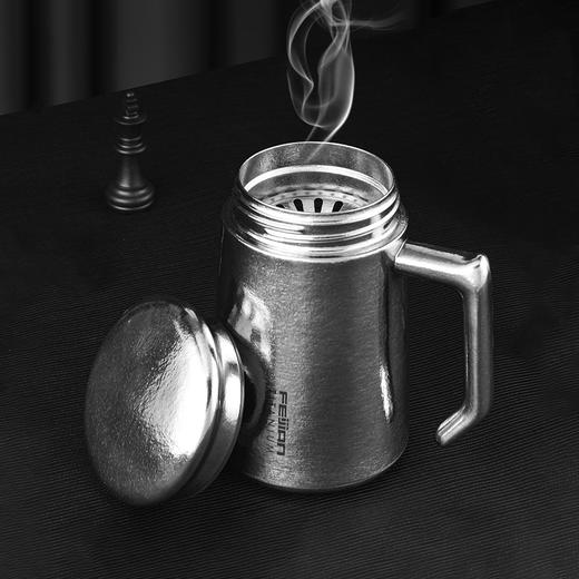 飞剑云动/420ML真空保温杯办公杯带手柄高档双层钛泡茶水杯 商品图3