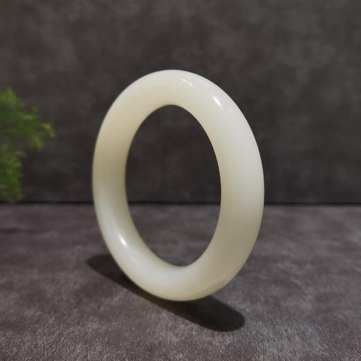 【御珠宫坊·传承系列】羊脂白玉手镯53.2mm 商品图3