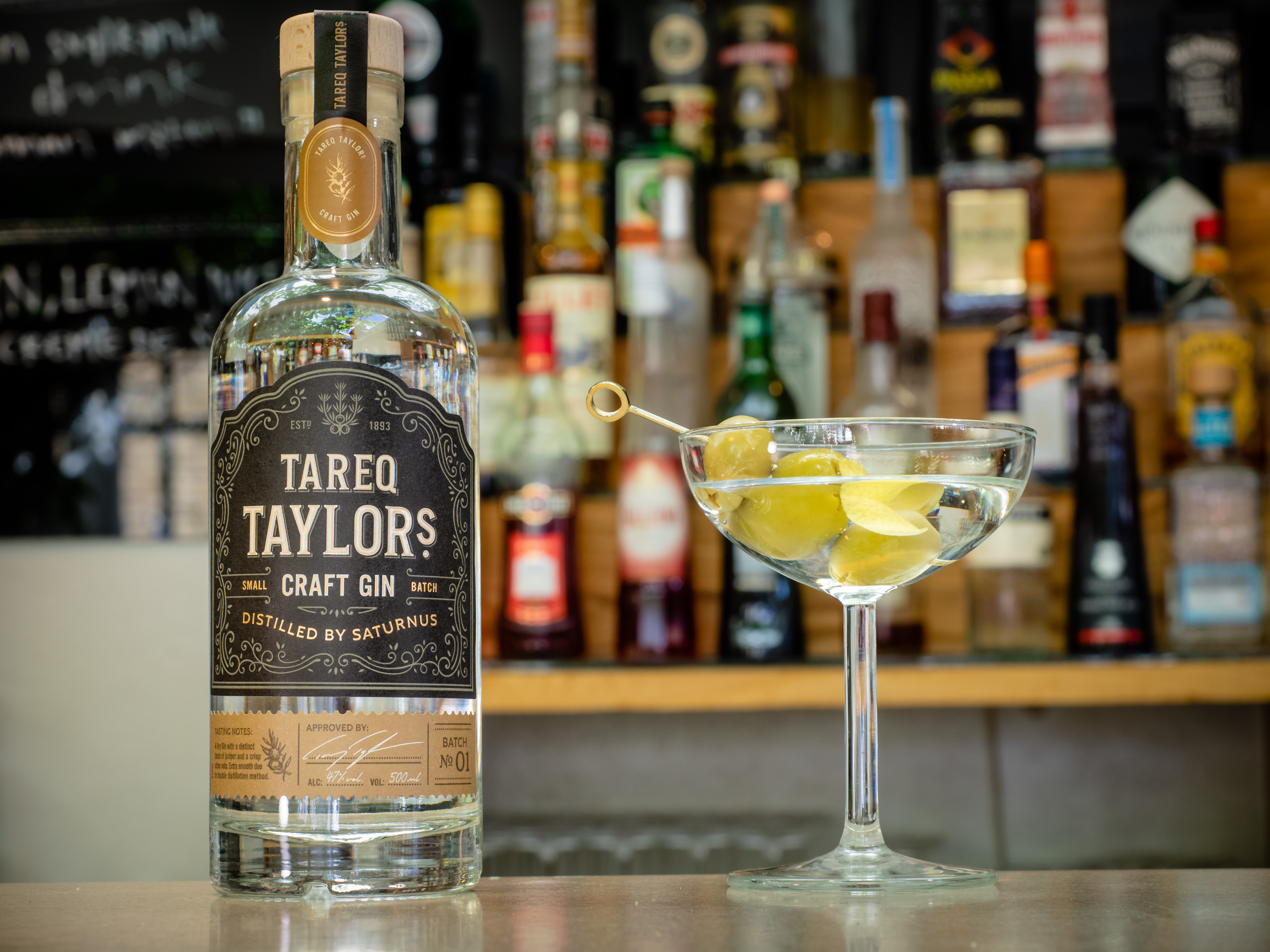 塔克泰勒金酒 500mlTareq Tay lor Craft Gin 47%vol 50cl