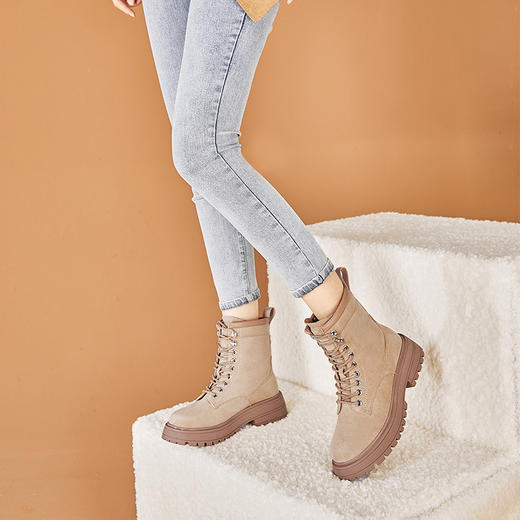 西遇厚底马丁靴女冬季新款复古百搭短靴英伦风中筒靴女22223968 商品图3