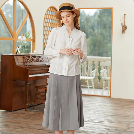 famecoco范可儿木耳边v领套头衬衫女长袖春季内搭上衣FAB1BA012 商品图3