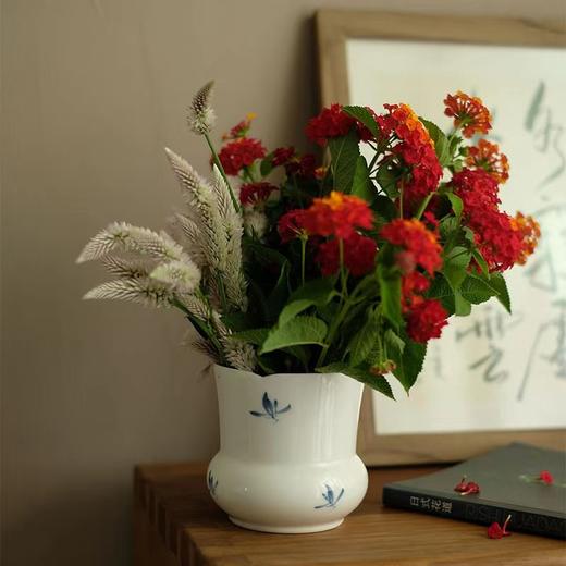 「景德镇釉下手绘青花兰花柿子陶瓷宽口花瓶」也可以做水洗使用 商品图2