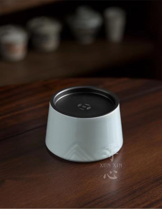 影青·锡盖远山建水水盂 商品图0