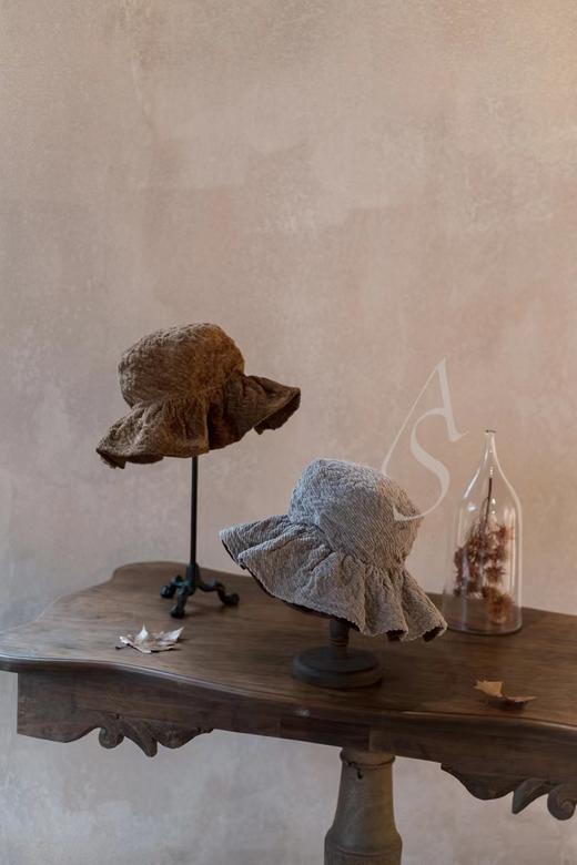 Kreuzzz  黑色/金棕色/灰紫色Haru条绒真丝拼接宽檐帽 商品图4