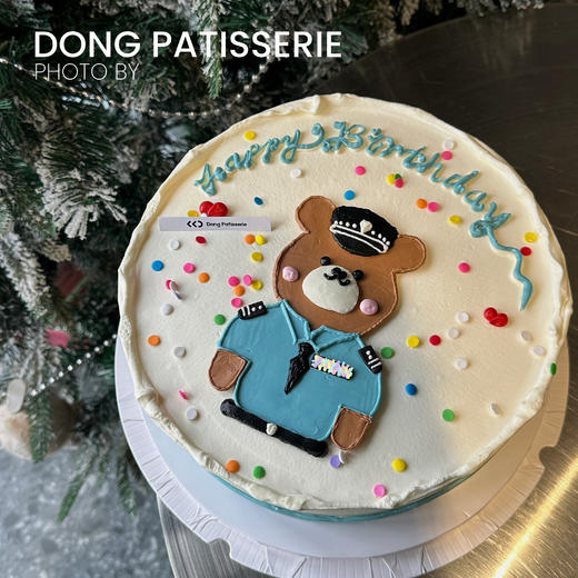 INS复古  小熊警官 · 奶油和奶油霜蛋糕 （警号请备注 ） 商品图0