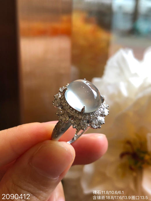 2090412，玻璃蛋面戒指，圈口13.5。具体价格微信咨询 商品图8