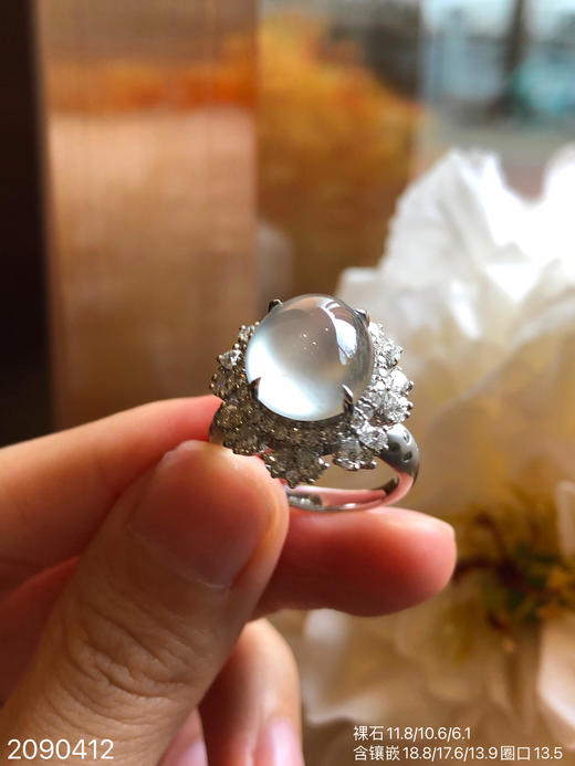 2090412，玻璃蛋面戒指，圈口13.5。具体价格微信咨询 商品图5