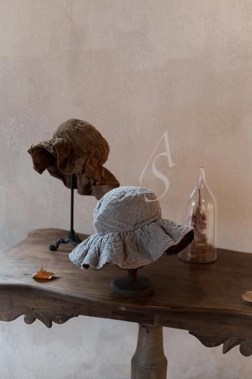 Kreuzzz  黑色/金棕色/灰紫色Haru条绒真丝拼接宽檐帽 商品图5