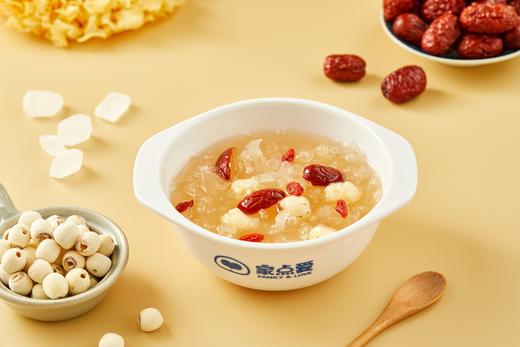 银耳莲子羹 商品图0