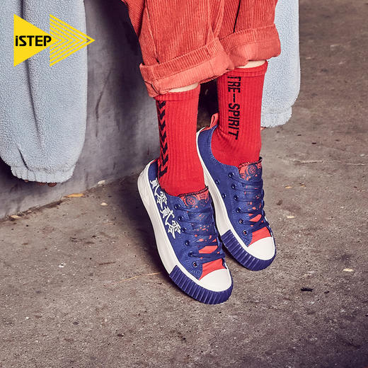 【2026新春专享】istep女鞋 新品春季 “鼠你有财”图案国潮低帮系带帆布鞋（瑕疵品不退不换） 商品图0