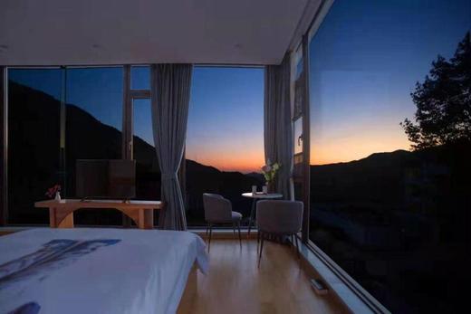 【酒店】莫干山自然欢喜温泉酒店/莫干山岭上茗墅/自然欢喜温泉酒店（安吉店） 三店通用 商品图0