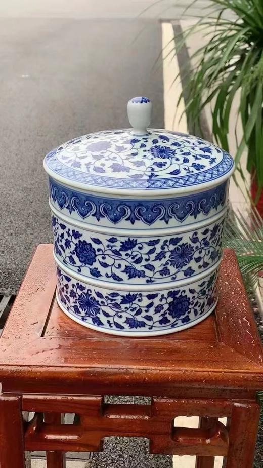 柴窑缠枝莲茶饼罐 商品图0