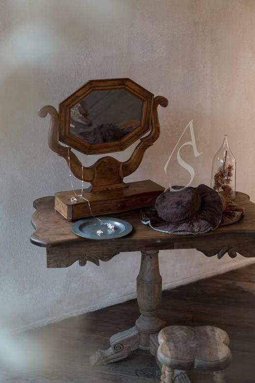 Kreuzzz  黑色/金棕色/灰紫色Haru条绒真丝拼接宽檐帽 商品图1