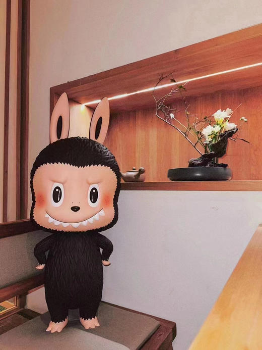 泡泡玛特 Labubu 小雀斑 1000% 商品图0