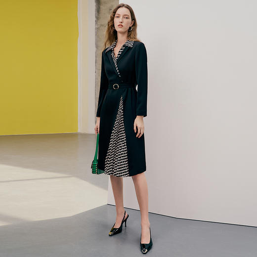 EITIE爱特爱春季新款气质时尚收腰拼接连衣裙7307008 商品图1