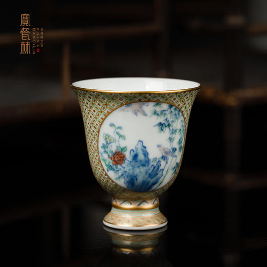 粉彩描金开窗花鸟纹高足杯 商品图0