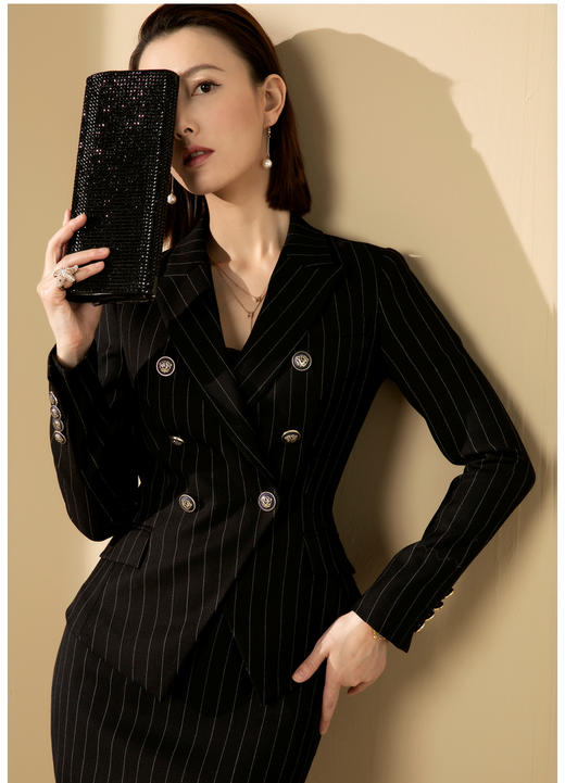 J20444588A  颈袖添香小西装品牌新款时尚装正装羊毛西服女 气质商务羊毛西装单西 商品图3