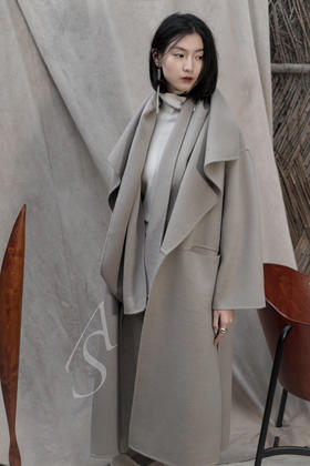 TOTEME  象灰色羊绒宽围巾