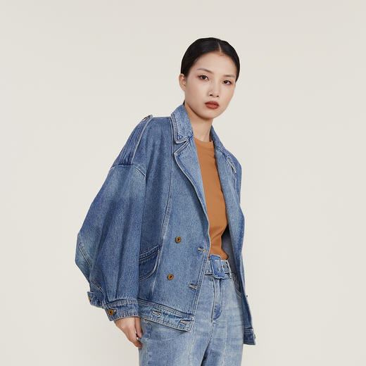 谜底2022冬季新款牛仔宽松外套女西装领复古时尚大廓形224MW1621 商品图1