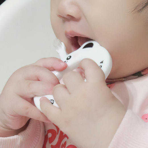 【马泷专享】（3支52元）日本Ci幼儿圈圈辅助训练牙刷适合0-3岁阶段 商品图1