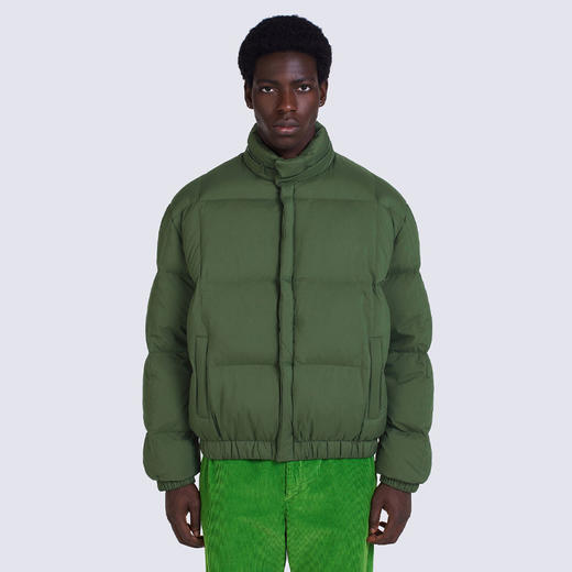 KENZO 高田贤三 男士徽标贴花四四方方的衬垫羽绒服 军绿色 FC65 OU133 9NC 51 商品图1