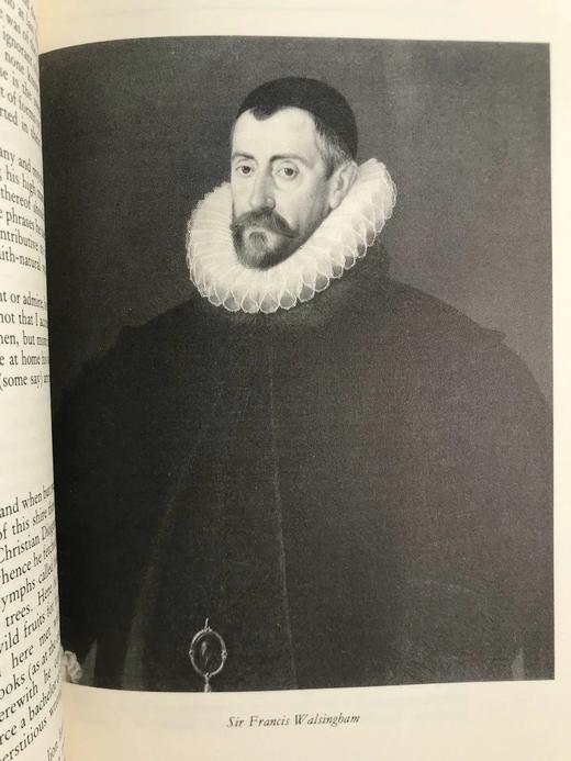 富勒《英格兰名人传选编》 29幅插图 精装16开带书匣 商品图9