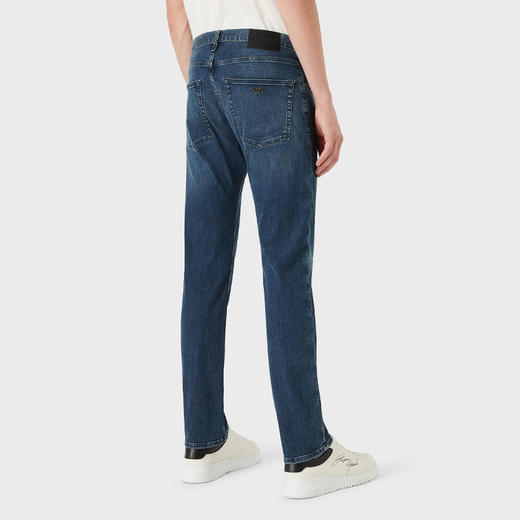 EMPORIO ARMANI 阿玛尼 男士棉质金属徽标休闲牛仔裤 蓝色 8N1J45 1G19Z 0942 商品图2