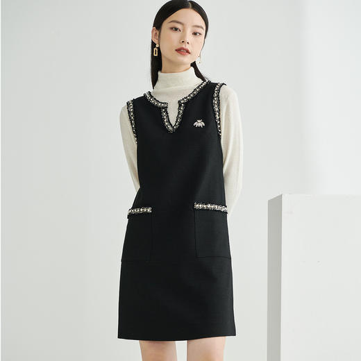 剩S/M 芳外【赫本风钉珠点缀裙子】2026秋冬新品背心小黑裙连衣裙 商品图1