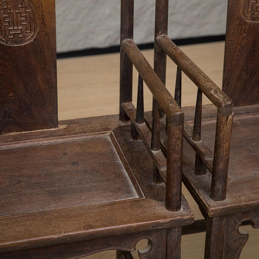 清 铁力木南官帽椅（一对） 商品图2