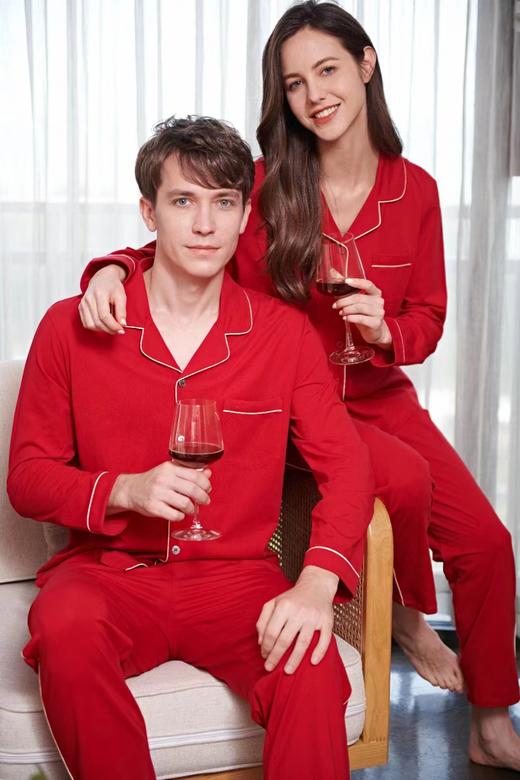 情侣开身套装 商品图0