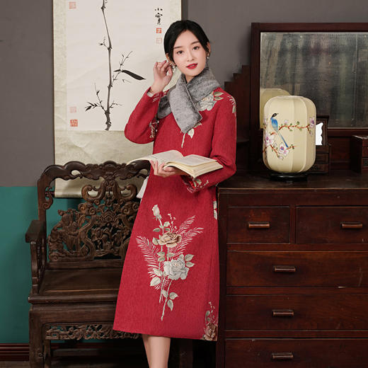复古保暖，夹棉玫瑰提花立领中式兔毛领斜襟旗袍棉衣中长外套ZSM-211108 商品图1