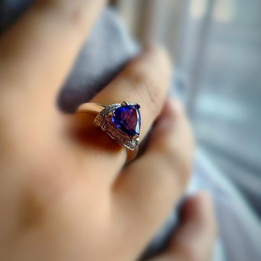 18k镶嵌坦桑石戒指 商品图2