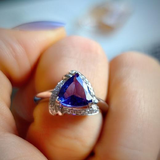 18k镶嵌坦桑石戒指 商品图9