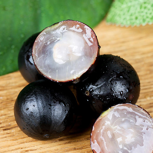 新鲜嘉宝果树葡萄孕妇水果稀有水果  柔软多汁  果肉透明 老少皆宜味道清香 色泽亮丽  顺丰包邮发出 商品图5