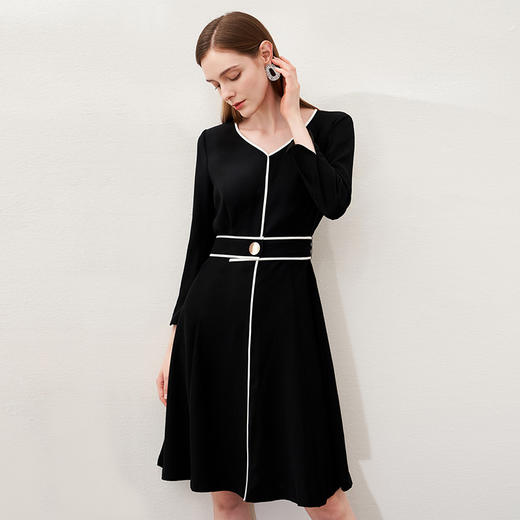 EITIE爱特爱春季新款大气显瘦通勤连衣裙A2307109 商品图3