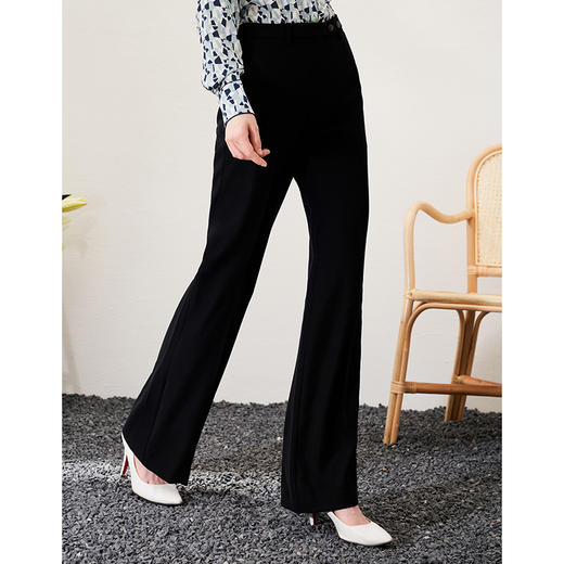 EITIE爱特爱春新款高腰时尚显瘦百搭通勤黑色喇叭裤休闲长裤A2305107 商品图1